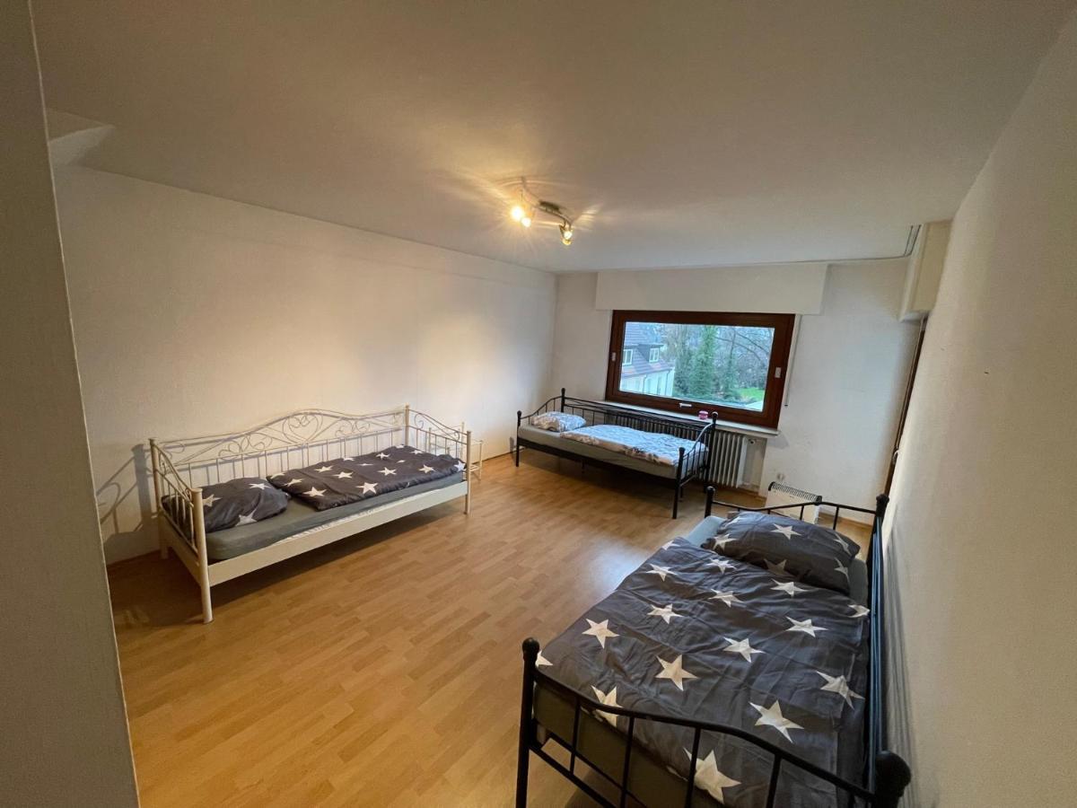 Bonn-Beuel Zentrale Ferienwohnung Mit Parkplaetzen ภายนอก รูปภาพ