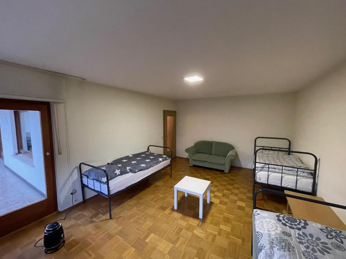 Bonn-Beuel Zentrale Ferienwohnung Mit Parkplaetzen ภายนอก รูปภาพ