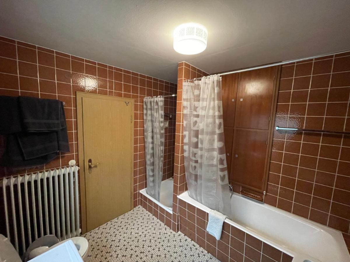 Bonn-Beuel Zentrale Ferienwohnung Mit Parkplaetzen ภายนอก รูปภาพ